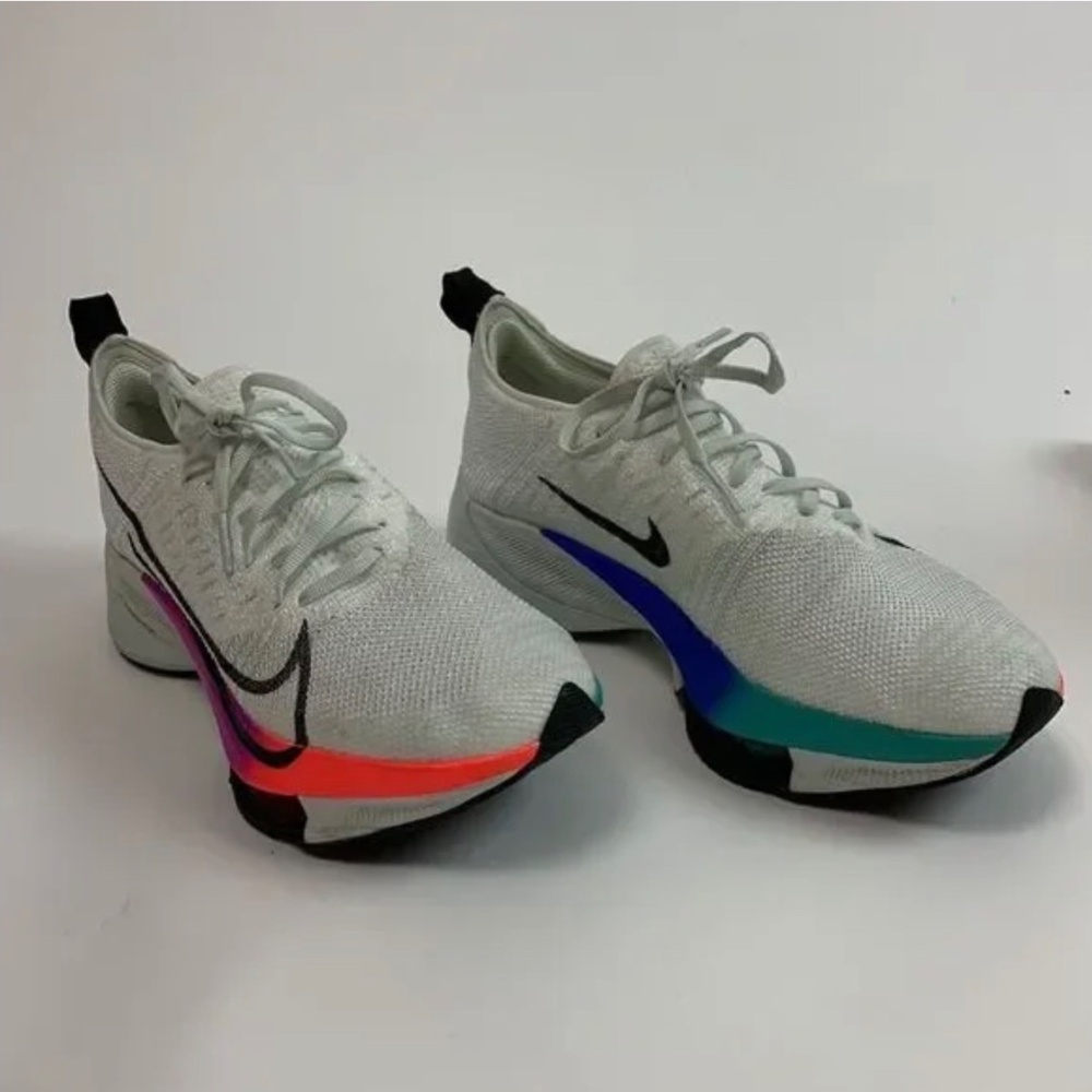 Running Shoe - image 5